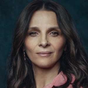 Жюльет Бинош