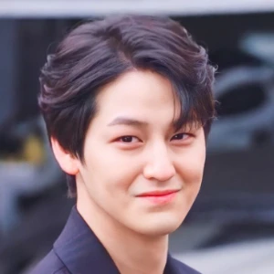 Ким Сан Бом