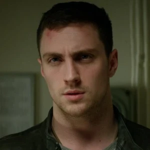 Кто озвучивает Форда Броуди