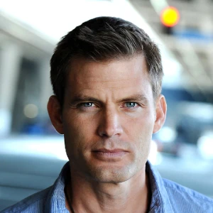 Каспер Ван Дин