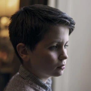 Кто озвучивает Билла в детстве