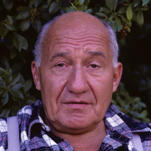 Уолтер Готелл