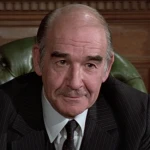 Рудольф Панков - М (Роберт Браун)