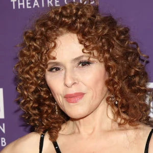 Бернадетт Питерс