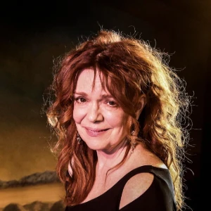 Дирдри О'Коннелл