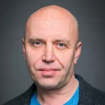 Диктор Дмитрий Бобров