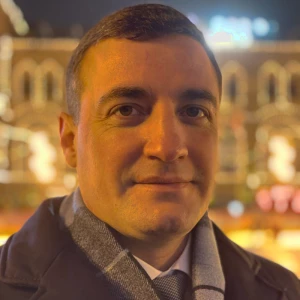 Диктор Лисиченко Антон фото