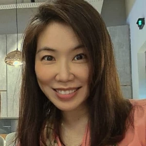 Малайский диктор Karen Ho Yik Fong
