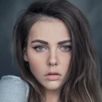 Диктор Алина Рин