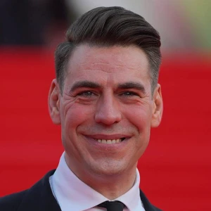 Дмитрий Дюжев