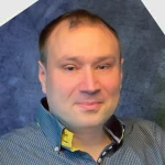 Диктор Андрей Плахотник