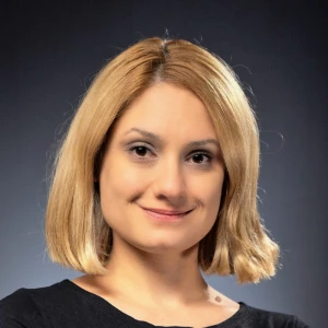 Карина Мишулина