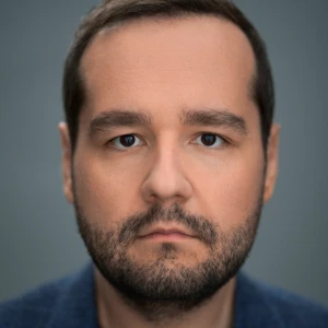 Владимир Антипов