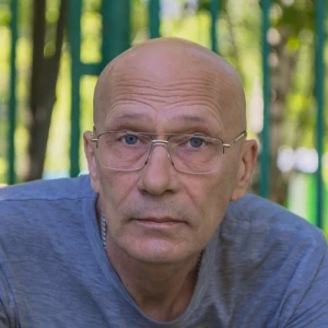 Диктор Тополага Георгий фото