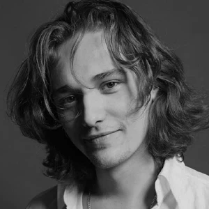 Диктор Безбородов Иван фото