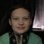 Диктор Матвей Лапшин